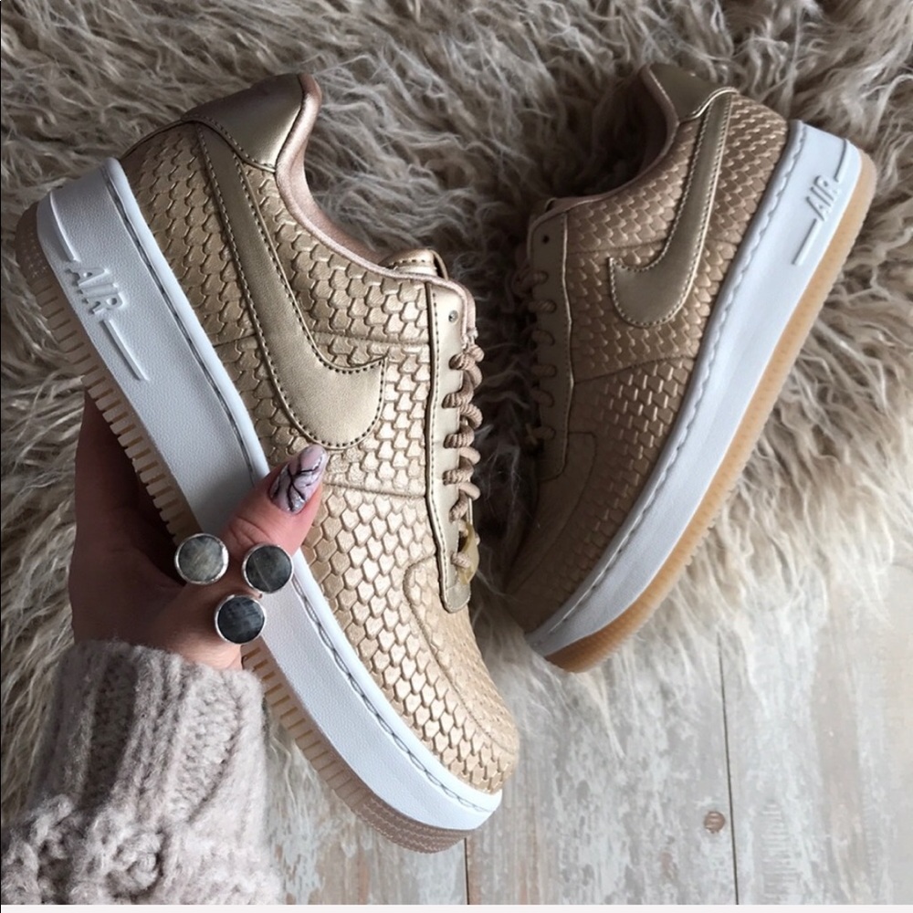 NWT Nike Air Force 1 upstep Premium Gold - Picture 4 of 8